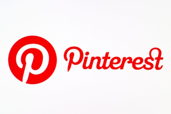 Pinterest Logo